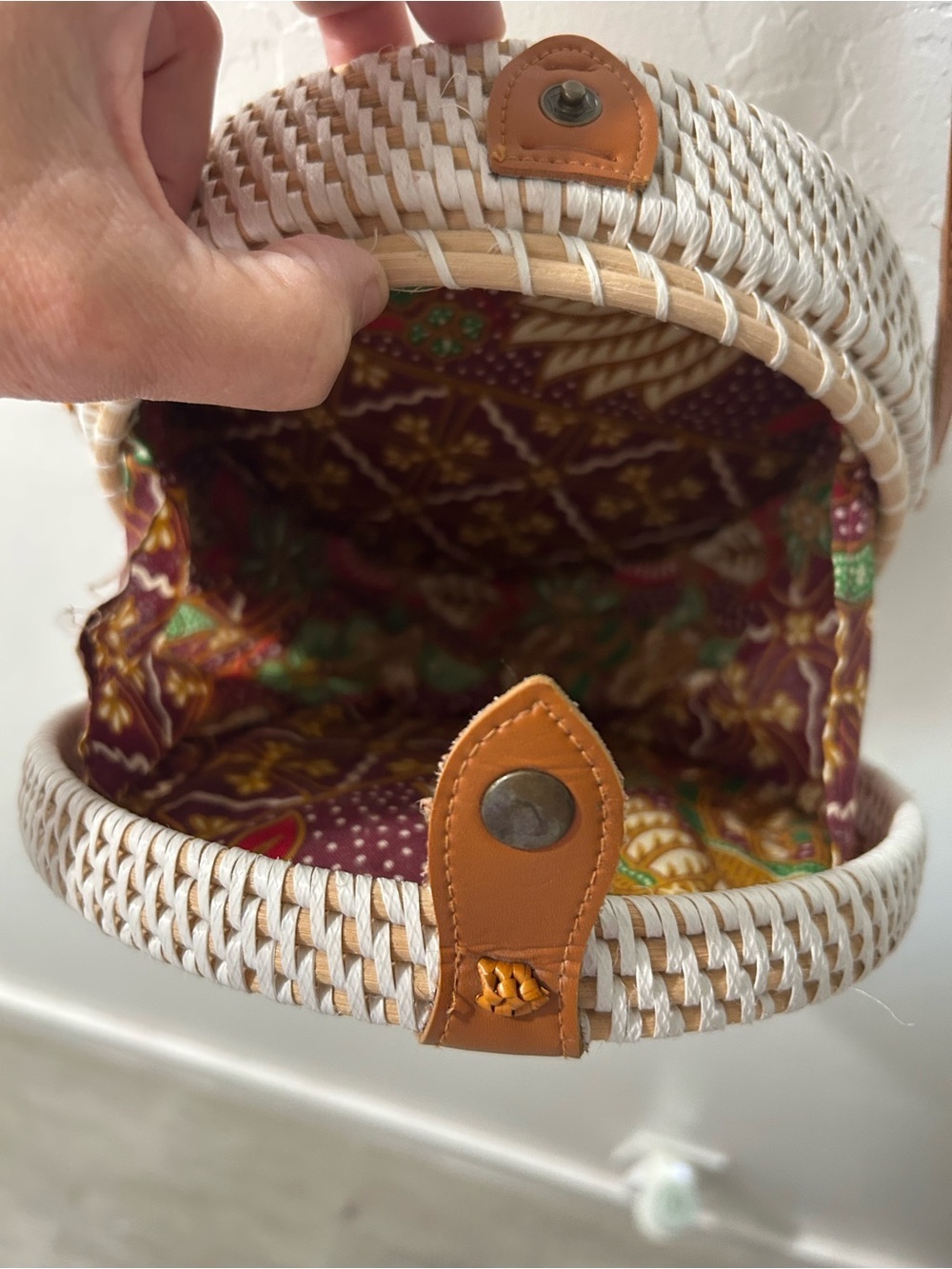 Rattan Canteen Crossbody Bag - Picture 3 of 7